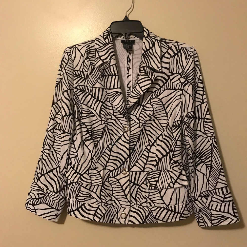 R O T blazers size 10 black white color